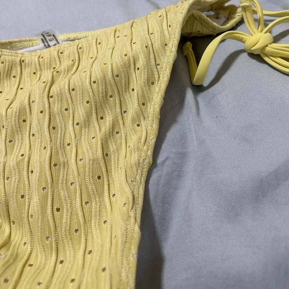 Yellow Bikini Size Medium - Picture 2 of 3